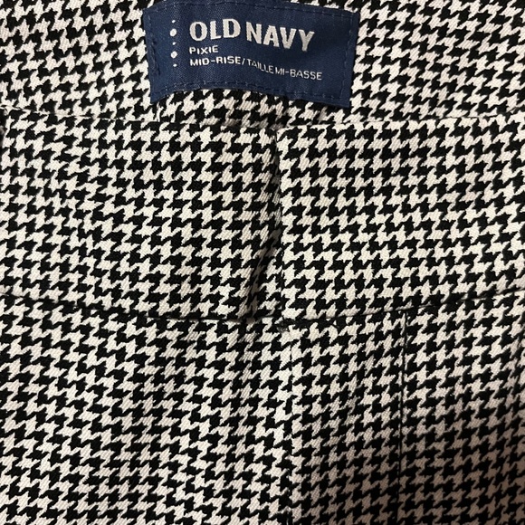 Old Navy Size 4 Houndstooth Mid-Rise. Ankle Length Pants - Picture 6 of 7